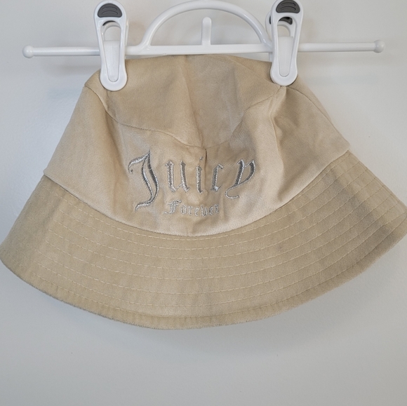 Juicy Forever Bucket Hat Soft Beige - Picture 1 of 3